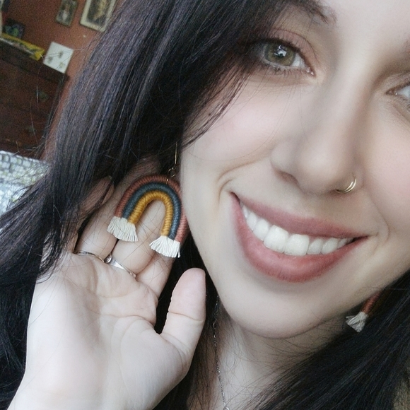 🎀 Meet your seller 🎀 - Picture 1 of 5